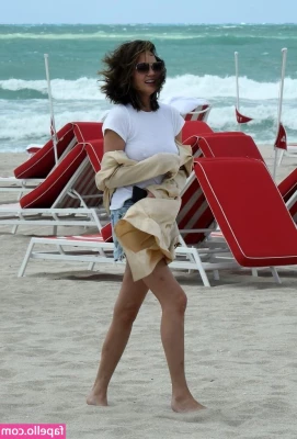 Chrissy Teigen [ chrissy-teigen ] - BBW Cowgirl!!