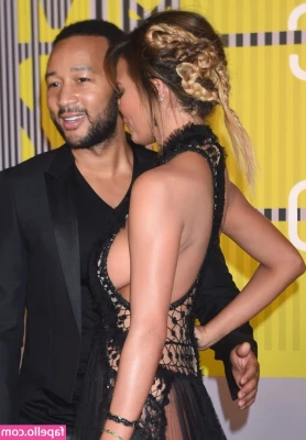 Chrissy Teigen [ chrissy-teigen ] - miranda_mee  miranda_mee  miranda_mee  miranda_mee   Hi sweeties  I m