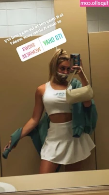 Gracie Diewald [ gracie-diewald ] - Happy Tuesday! I hope everyone had a fucktastic bank holiday weekend!