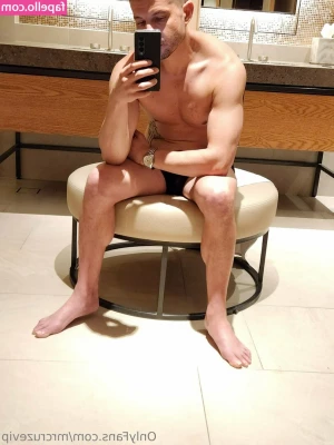 mrcruzevip - would you put your face here? Pls❤️