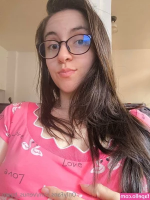 venus_boom [ venus-boom ] - Handful Humpday