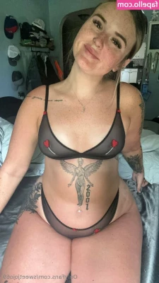 sweetjojo69 - Happy girl natural smile
