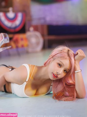 BJ Babbyang [ bj-babbyang ] - So babes  I wanna know what you all want to see more of   tell me in