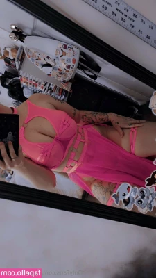 caffinatedkttn - A little fun with role play as I pretend to be shopping for jeans!