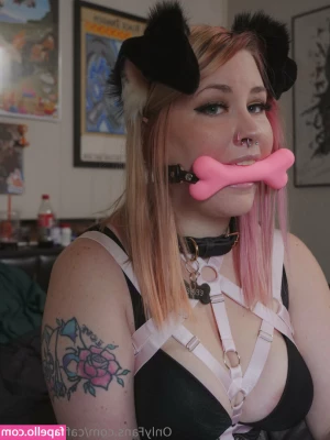 caffinatedkttn - Pretty in pink