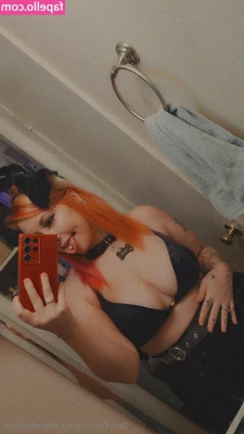 caffinatedkttn - Sneaky Squirt Session In The Tanning Bed 🔆💦 Using a tanning bed