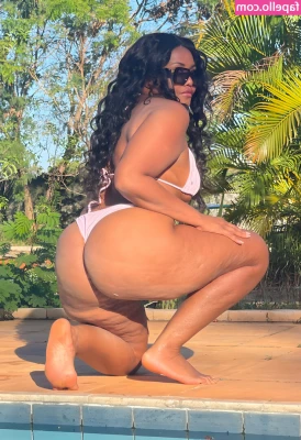 Gaby Amarantos [ gaby-amarantos ] - Ass like what? 😏