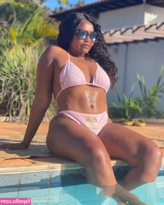 Gaby Amarantos [ gaby-amarantos ] - Cuffing season  means there s gona be a lot of achey breaky nights