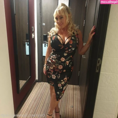 wendyleighxx - What s your favourite colour of lingerie