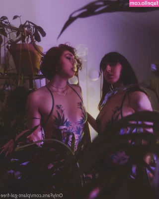 plantgalfree - Different girl everyday of the week for you