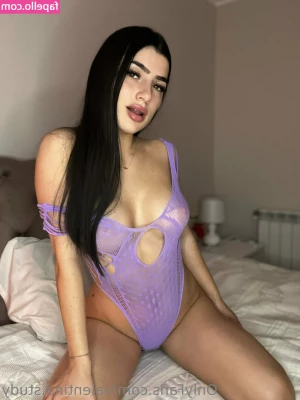 valentina.study [ valentina-study ] - Fanática al sex.🤤💦😈