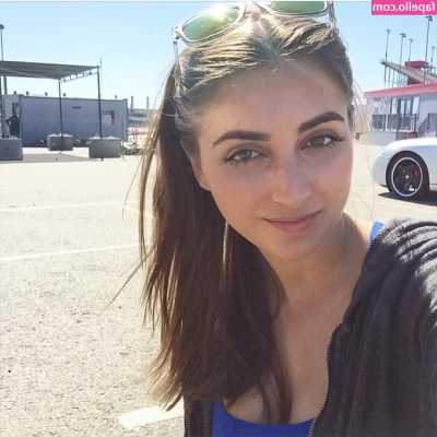 Emelia Hartford [ emelia-hartford ] - New videos dm If you re interested