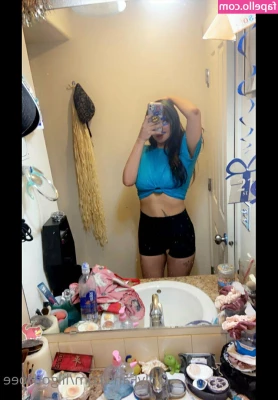 lilgothbee - Hey everyone sorry for being gone so long my account got unverified