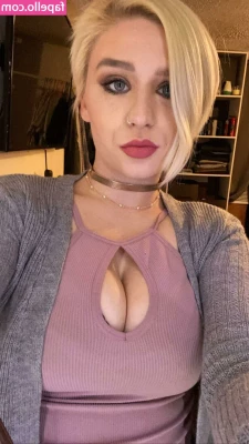 Chloee Mae [ chloee-mae-2 ] - I’m greedy for your cum and attention 😜 DM me and give me both