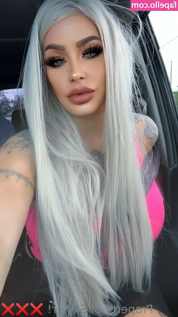 hot_mum_skyler [ hot-mum-skyler ] - More real unedited passionate girl on girl sex with Serene Siren 😍