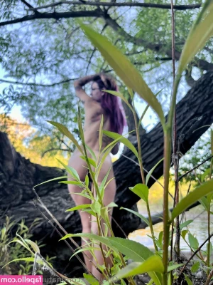 nature_nymphh [ nature-nymphh ] - Merry Christmas love you all ❤️🎄😈 ready for my new video?
