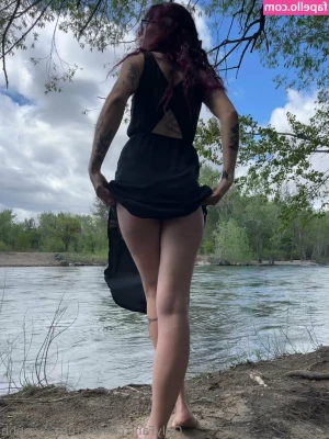 nature_nymphh [ nature-nymphh ] - Missing nights out where we can do silly things like this