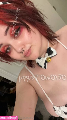 uwu_gothgirl [ uwu-gothgirl ] - Rub  Lick  suck  REPEAT