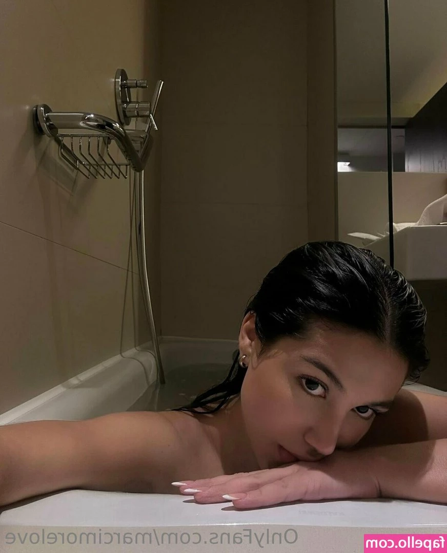 Marcela Morales [ marcela-morales-6 ] - Beauty Salon Treatment to myself for Christmas  Ankle injury is
