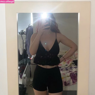 Chloe - Chubby mommy is here to please you after you please me