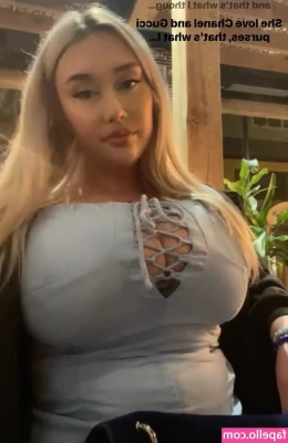 Chloe - Just sitting