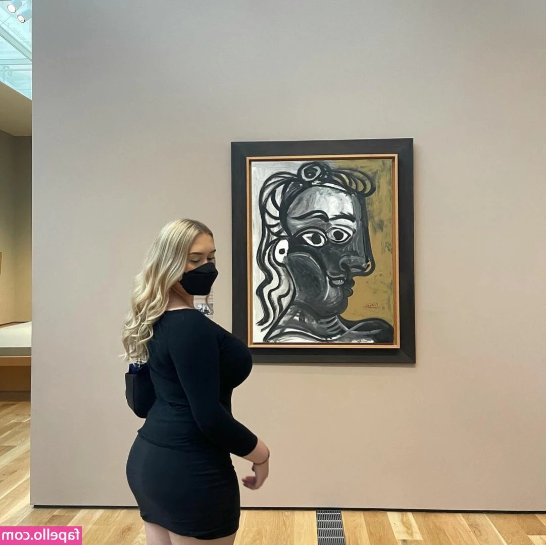 Chloe - More of what i recorded recently   Now with bong hits and new angles