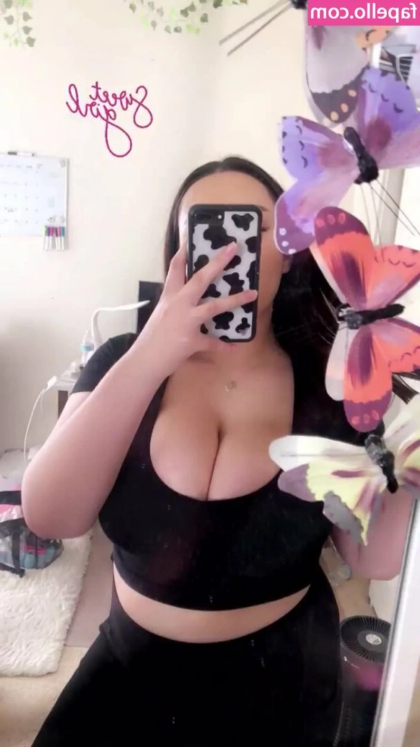 Chloe - Flaming Passion  cocktail over lunch  Advised to wait for the flame