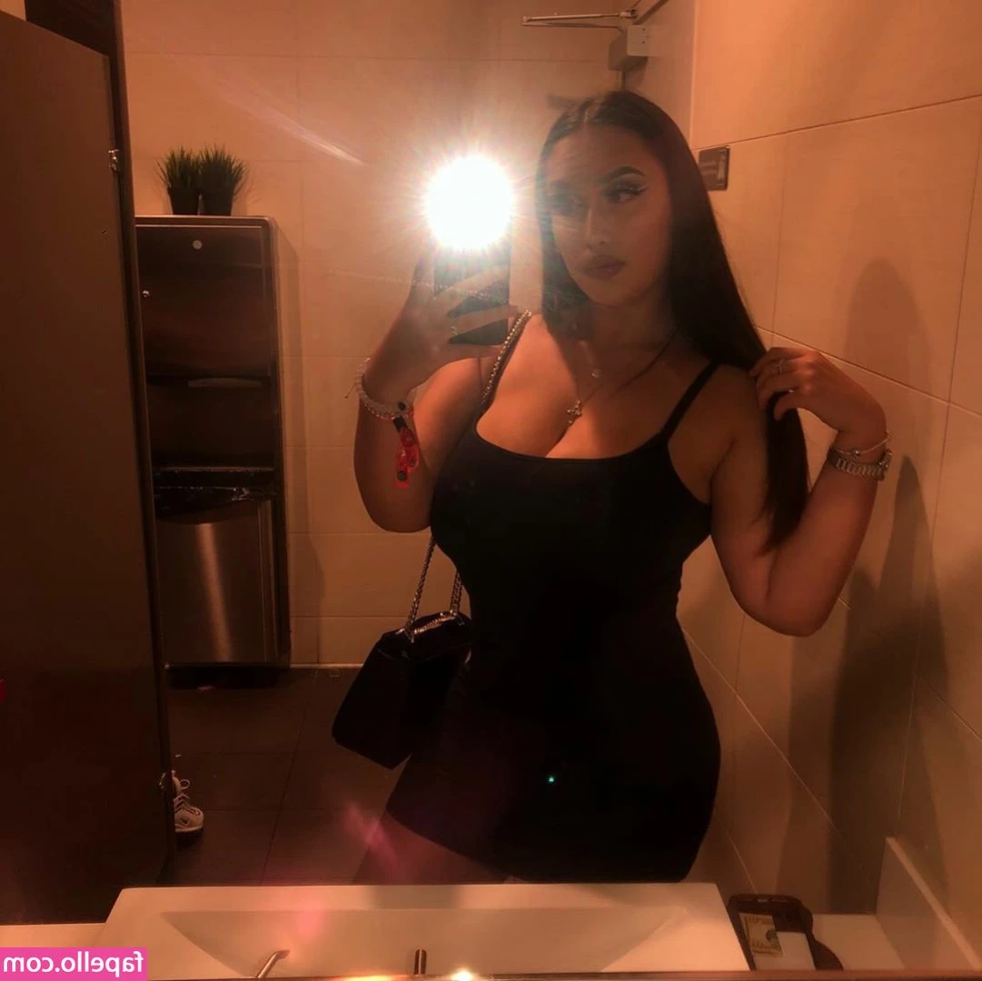 Chloe - https://onlyfans.com/jennytaborda_oficial 🥴