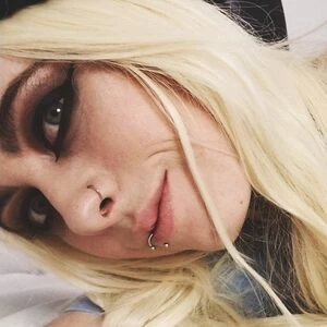 oliviaknight