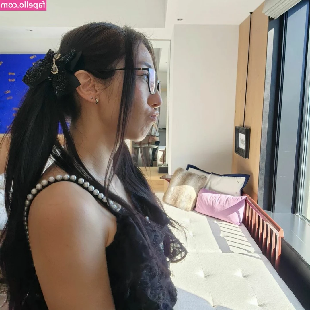 Zumi - nvm people are leaking shit so y all aren t getting anything more