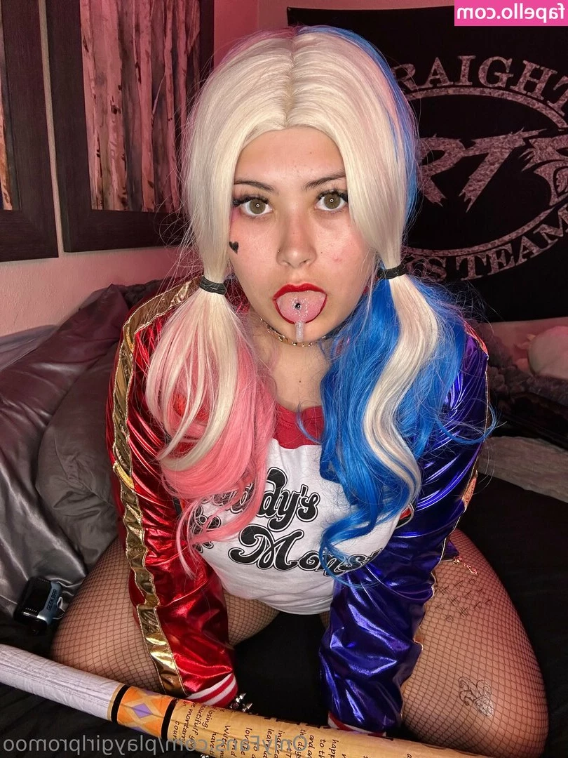 playgirlpromoo - Fuck responsibilities... I wanna spend all day in bed being eaten out