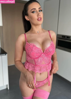 TaylorRyan - Any guesses on how my hair got like that