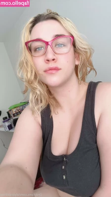 ashucosfree - Lol me in my eyes and give me what I want