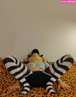 orun_the_deer [ orun-the-deer ] - NEW lil fun sexy strip tease video in your DMs go check it out babes