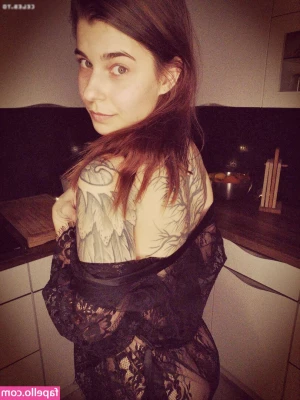 Dexia - I m soo horny  Can t help but play with myself