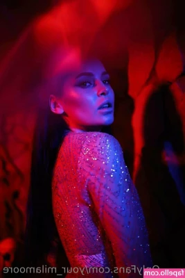 your_milamoore [ your-milamoore ] - Ready to play with fire? 🔥;)