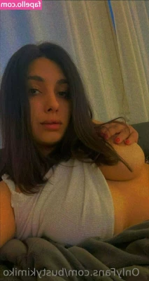bustykimiko - Come wrap your body around me! 🌯😁