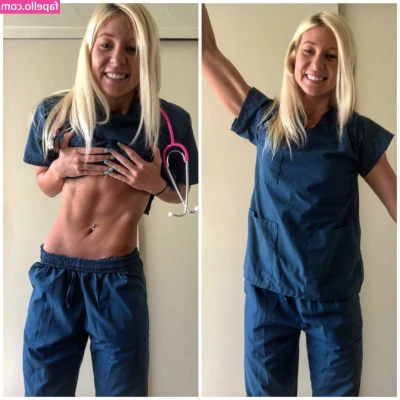 Darian Wilcox [ darian-wilcox ] - Happy MILF Monday  Does this post make you horny  Remember to leave