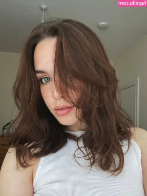 lily_virgin_girl [ lily-virgin-girl ] - I just sent out a very bouncy tease to all My good boy's who have