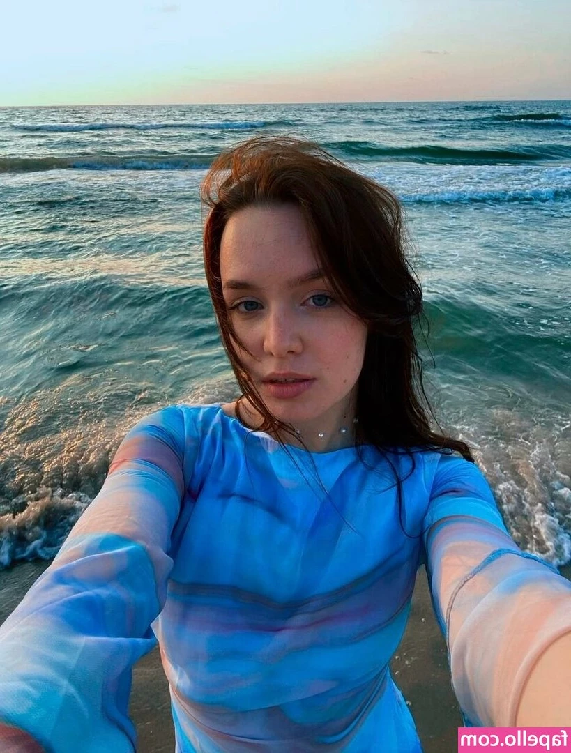 lily_virgin_girl [ lily-virgin-girl ] - My IG is back guys!!! 😭😭 So here I am to celebrate with my new