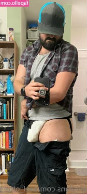 axel_otter [ axel-otter ] - A little of oil...  You can see this complete content and much more