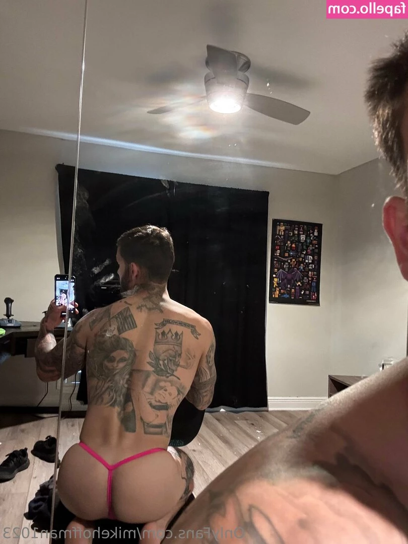 mikehoffman1023 - BTS of my first cosplay scene 👾🦾