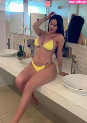 Maday Castellano [ maday-castellano ] - Would you join me in a bubble bath