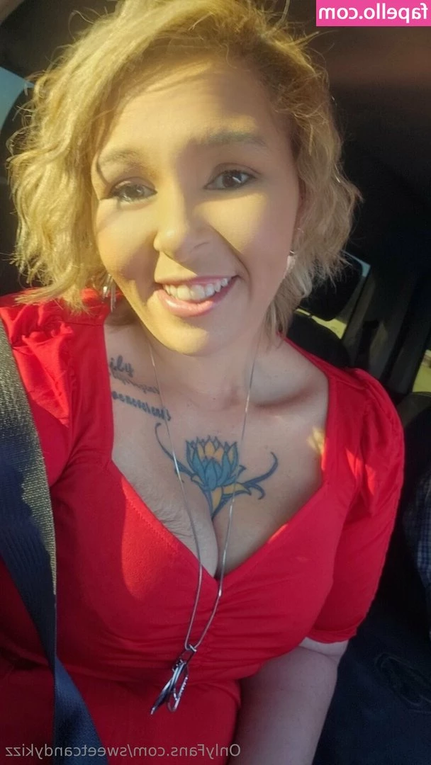 sweetcandykizz - you re in deep for My feet  they re all you can think about