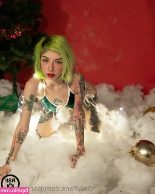 parisgreenx - Big batty girl