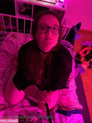 kandirayxox - The temptress kitty  a lil sexy POV set for those wanting a more