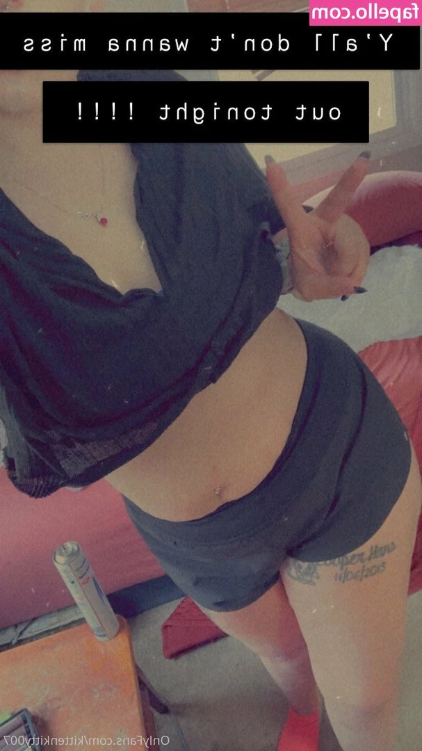 desires_raven [ desires-raven ] - Happy Wednesday baby