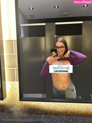 marilynfortinnn - Fuck this sluty lil MILF