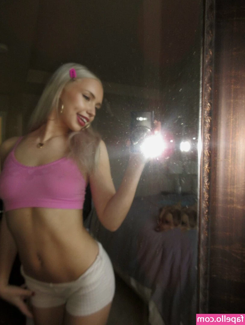 sydneefogg - Over 30 naughty videos for you to enjoy at a special limited time