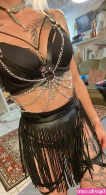 joymontana - Flashy friday  enjoy these titties